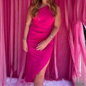 Pink midi dress with gold details